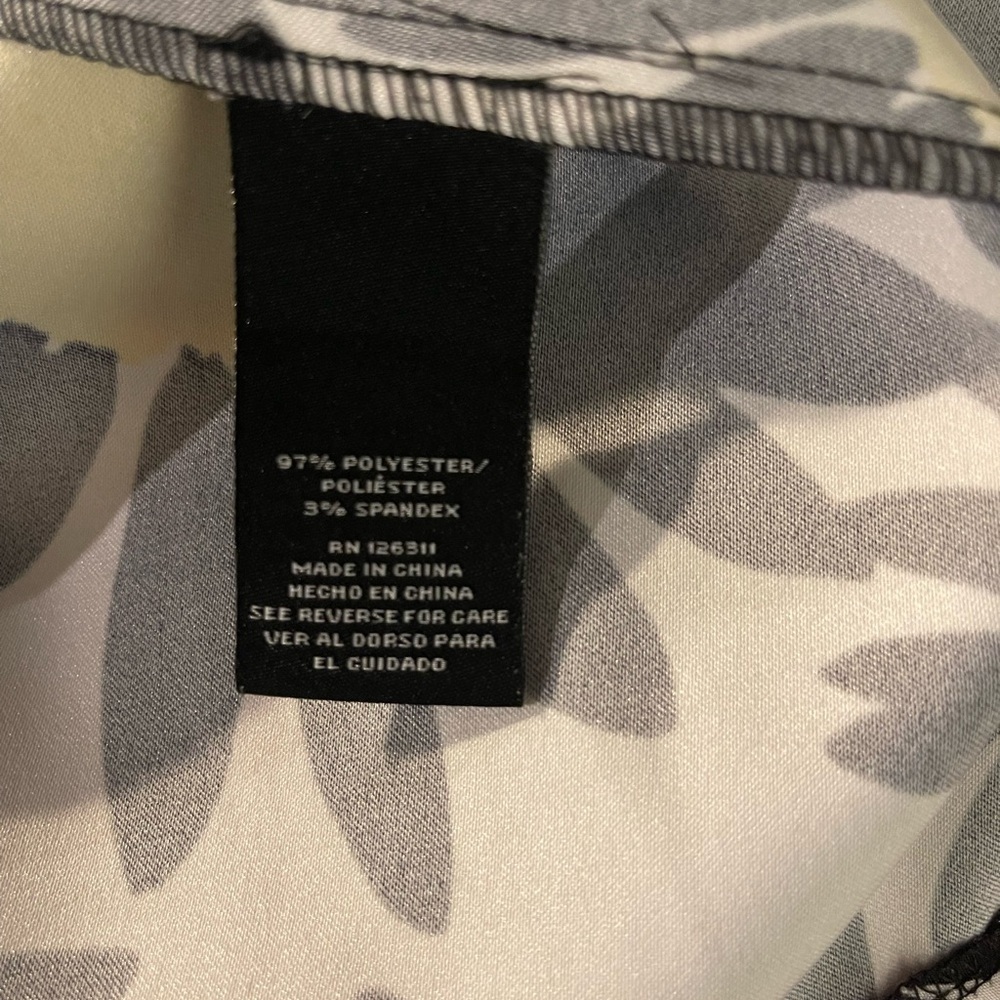 Ronni Nicole Sleeveless Sunflower Dress Size 10 - Picture 5 of 5